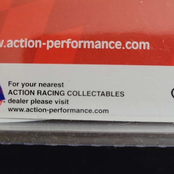 Dale Earnhardt, Jr. #8 Bud Budweiser 2006 Chevy Monte Carlo Diecast Scale 1:64 - Picture 7 of 8